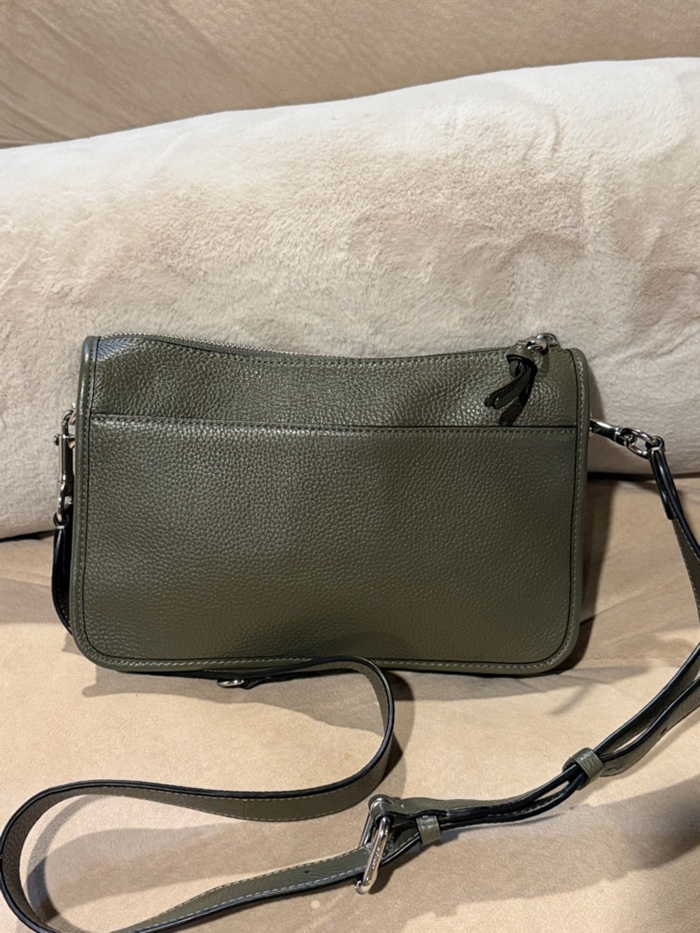 COACH Olive Green Leather Crossbody Bag & Coin Case - Picture 8 of 16